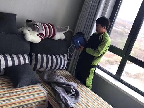 我們擁有素質高,專業技術強的技術人員及專業資職的室內環境檢測治